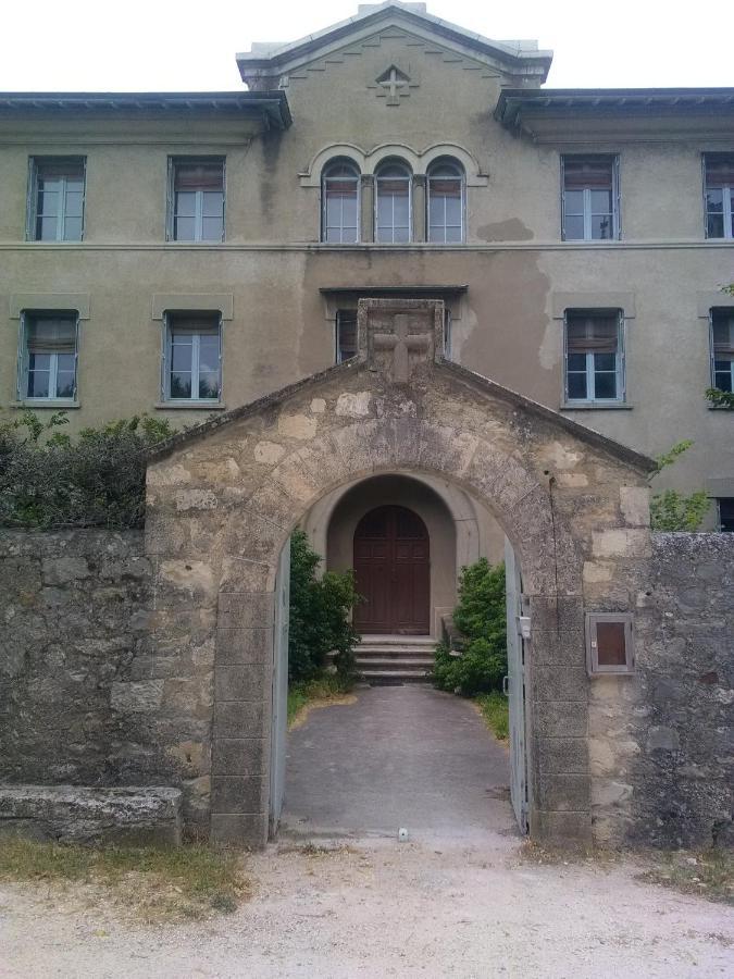 Gite D'Etape Clos St Roch Viviers Eksteriør bilde